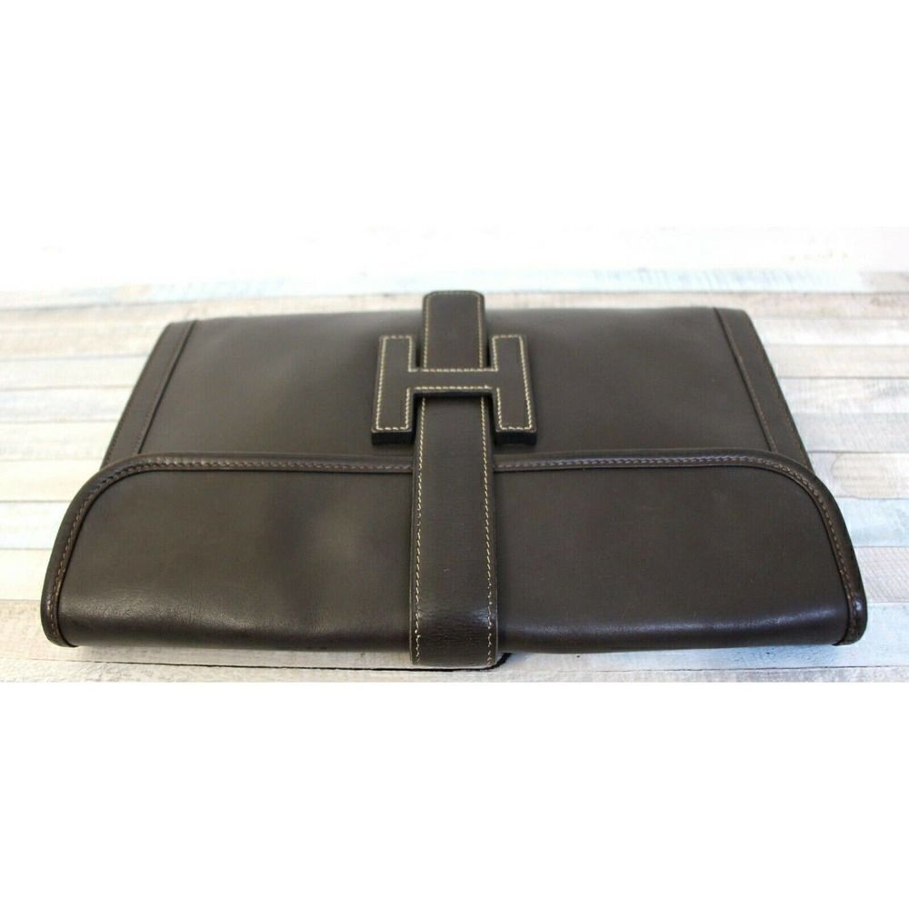 AUTHENTIC HERMÈS JIGE FRANCE BROWN GENUINE LEATHER H LOGO FRONT CLUTCH HANDBAG - Picture 3 of 11